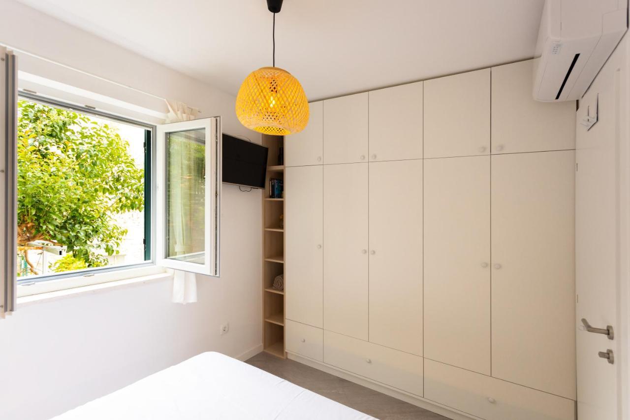 Jesliving Hvar - 2 Bedroom Elegant Apartment With Sea View In Historic Center Of ฮวาร์ ภายนอก รูปภาพ