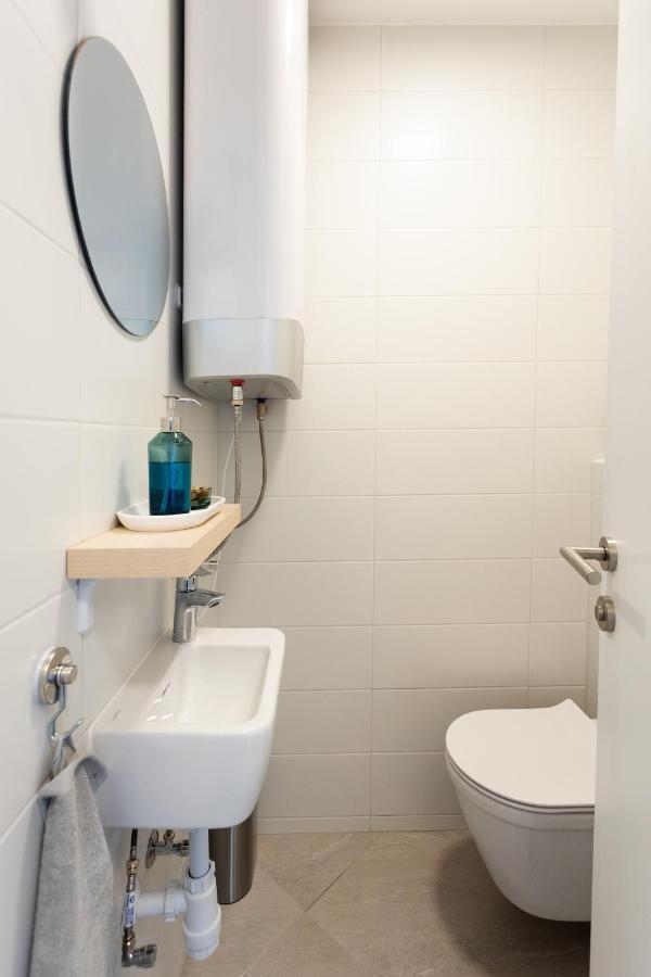 Jesliving Hvar - 2 Bedroom Elegant Apartment With Sea View In Historic Center Of ฮวาร์ ภายนอก รูปภาพ